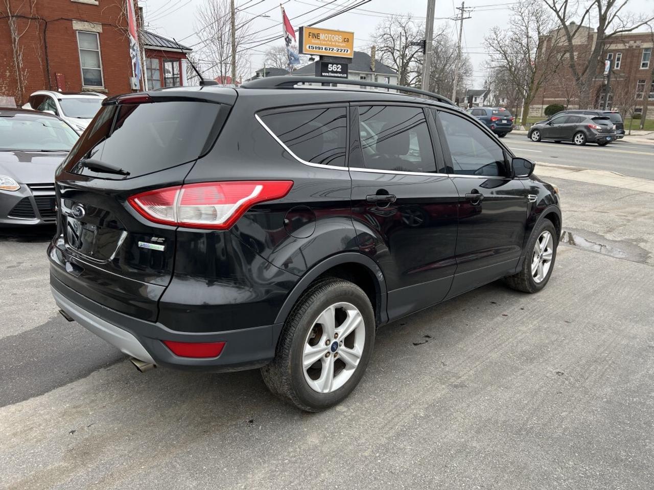 2014 Ford Escape SE 4dr Front-wheel Drive Automatic Photo