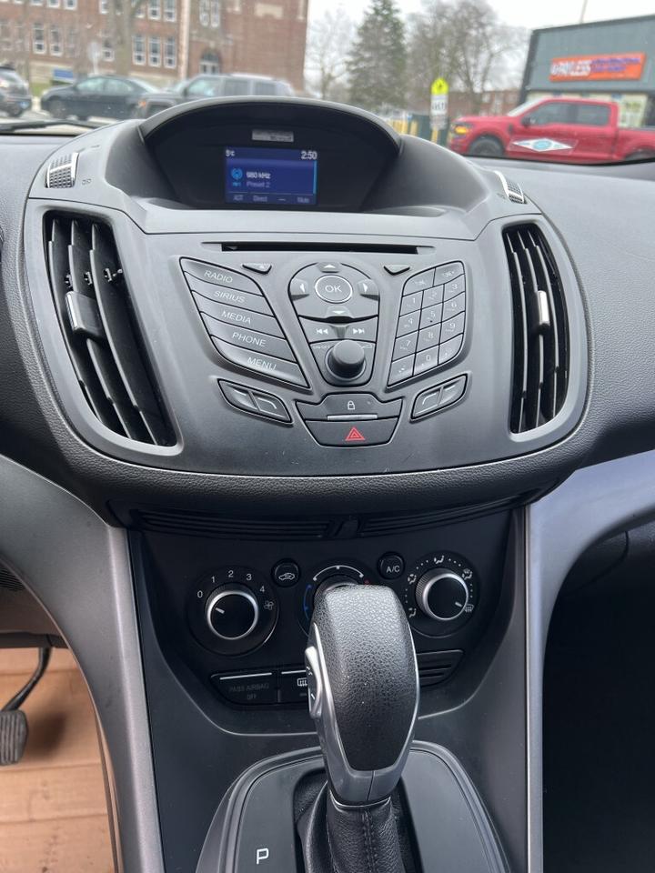 2014 Ford Escape SE 4dr Front-wheel Drive Automatic Photo