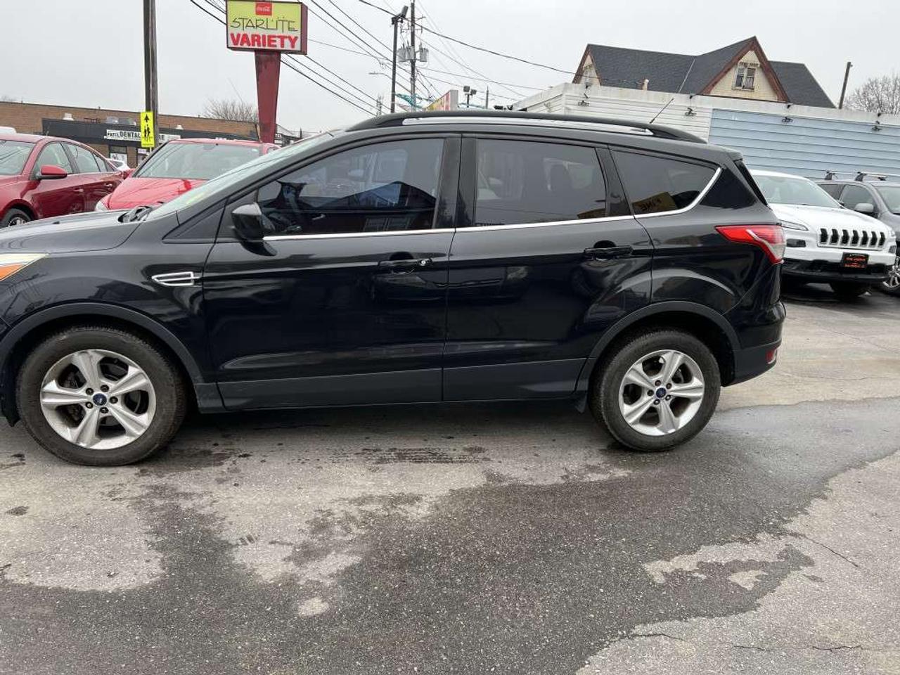 2014 Ford Escape SE 4dr Front-wheel Drive Automatic Photo