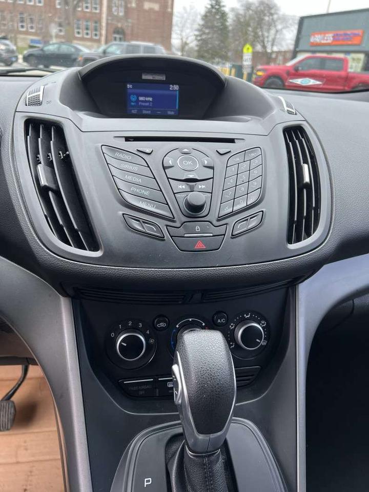 2014 Ford Escape SE 4dr Front-wheel Drive Automatic Photo