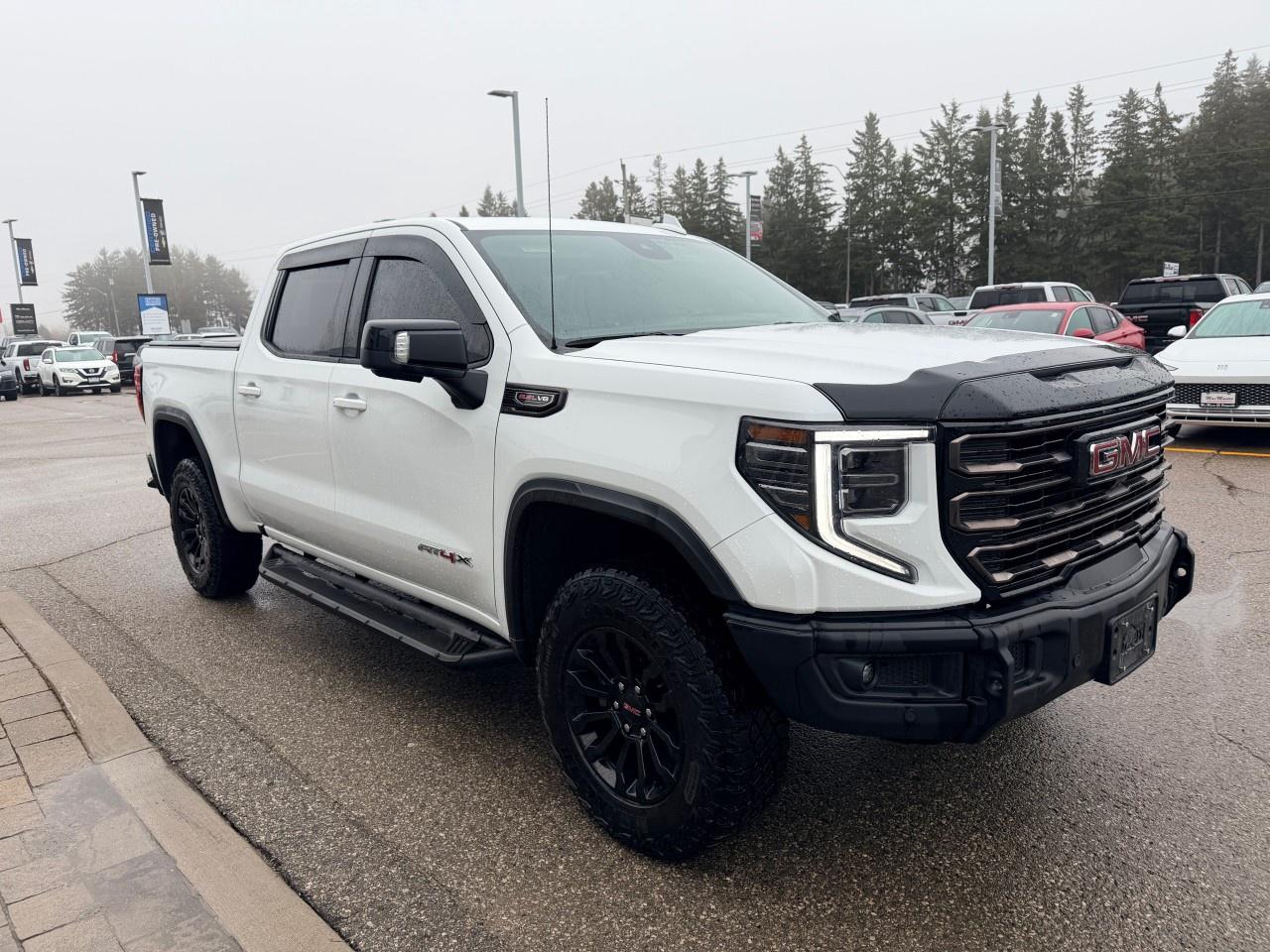 2023 GMC Sierra 1500 Crew Cab Short Box 4-Wheel Drive AT4X Photo