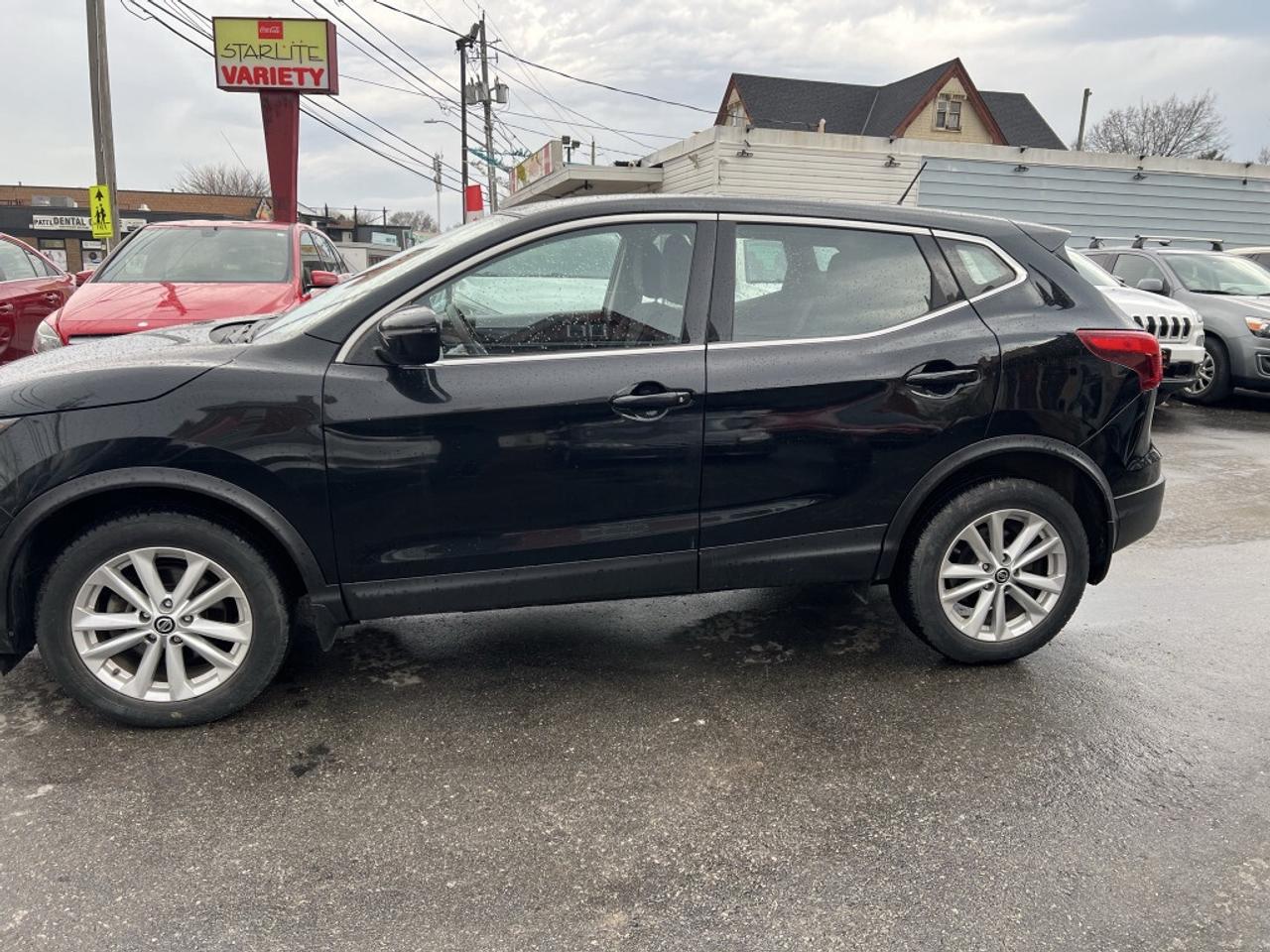 2019 Nissan Qashqai All-wheel Drive S CVT Photo2