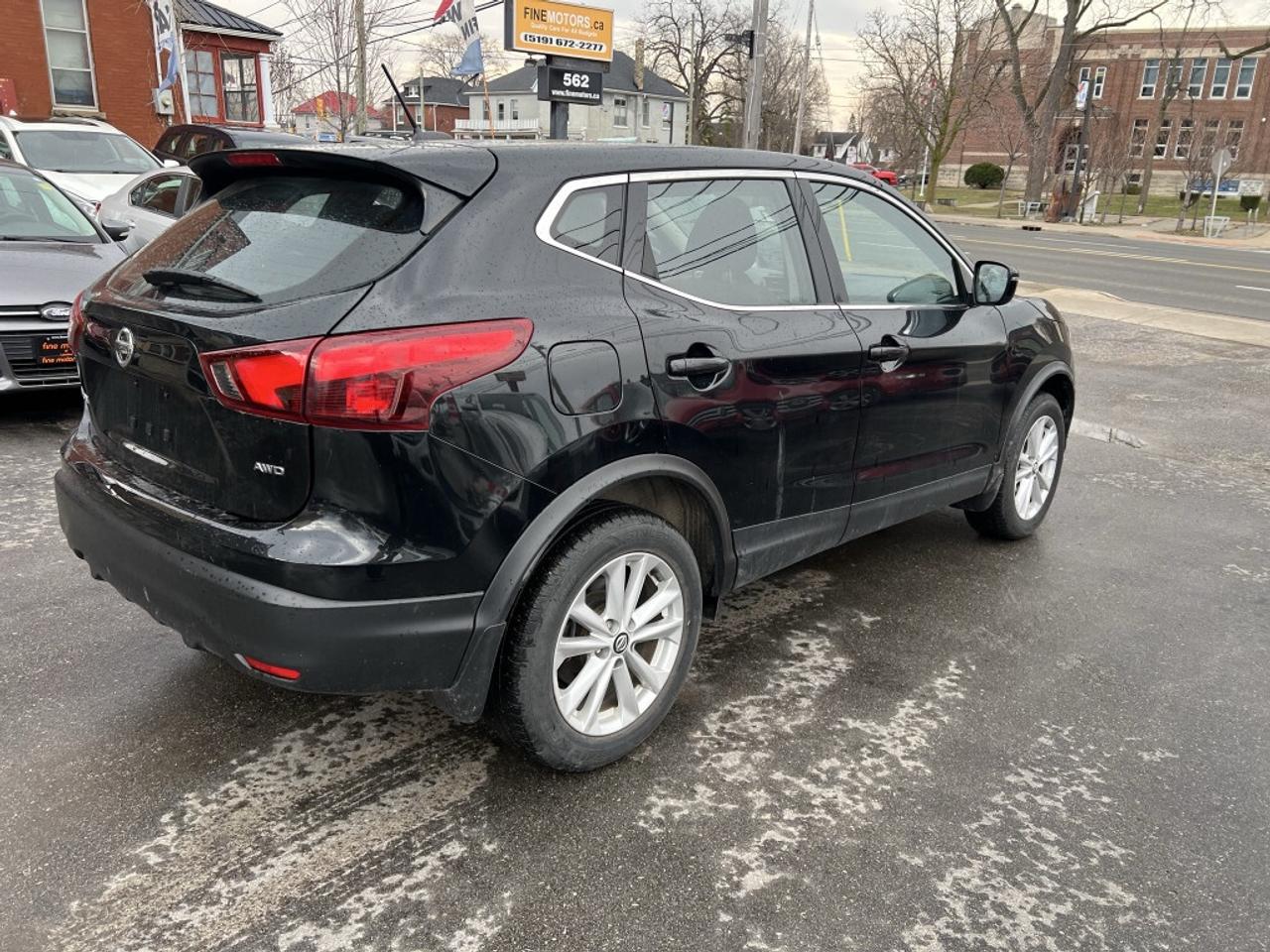 2019 Nissan Qashqai All-wheel Drive S CVT Photo