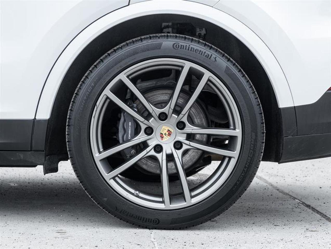 2022 Porsche Cayenne Platinum Edition Coupe AWD Existing Warranty Until Photo