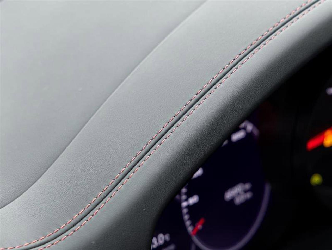 2022 Porsche Cayenne Platinum Edition Coupe AWD Existing Warranty Until Photo