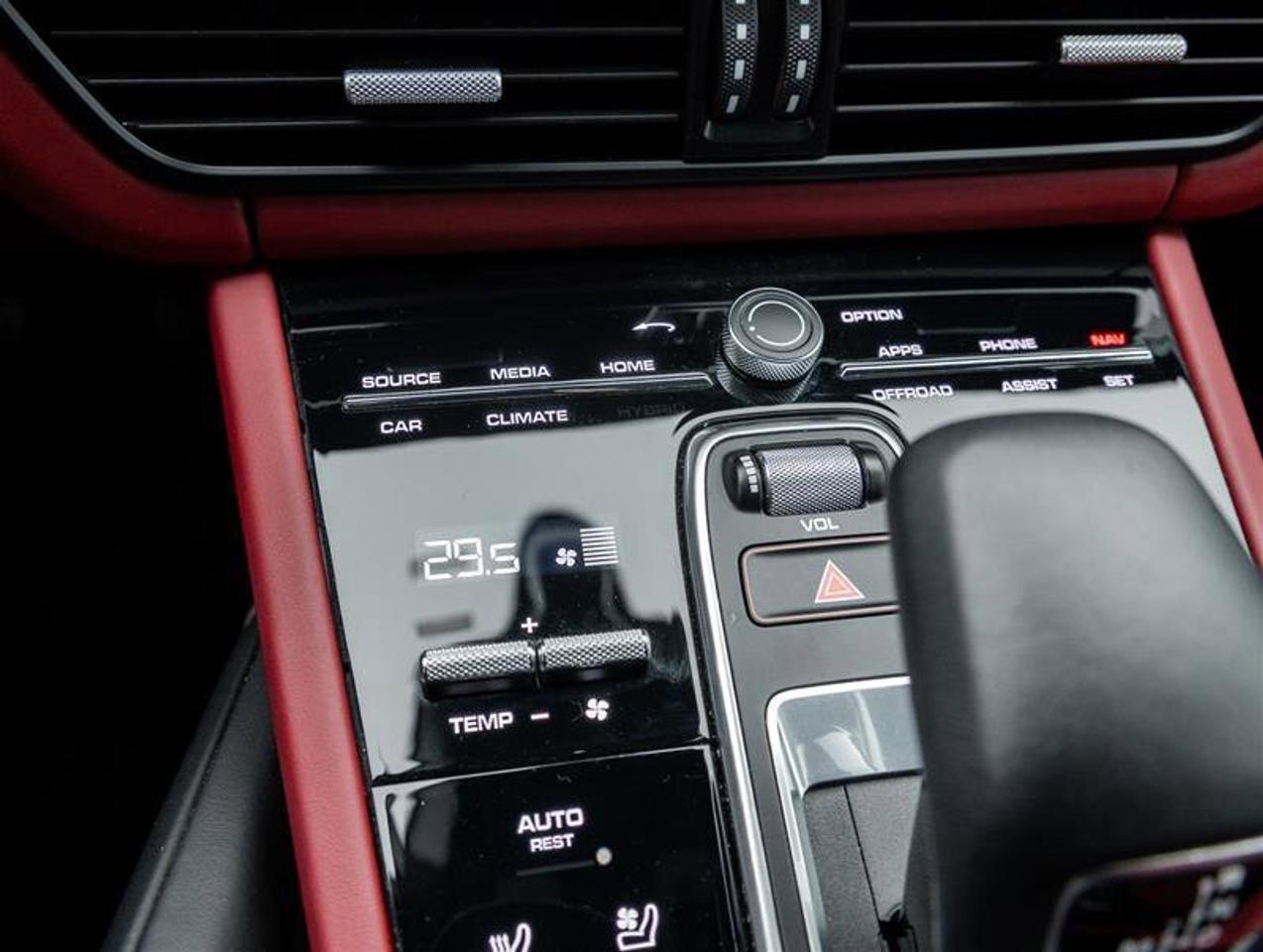 2022 Porsche Cayenne Platinum Edition Coupe AWD Existing Warranty Until Photo