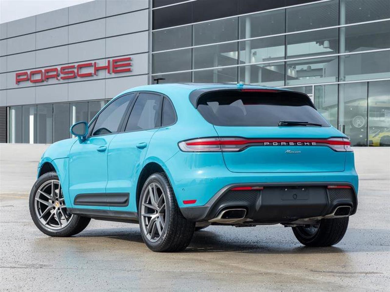 2023 Porsche Macan AWD Premium Pkg Plus 20 Macan S Wheels in Vesuvius Photo3