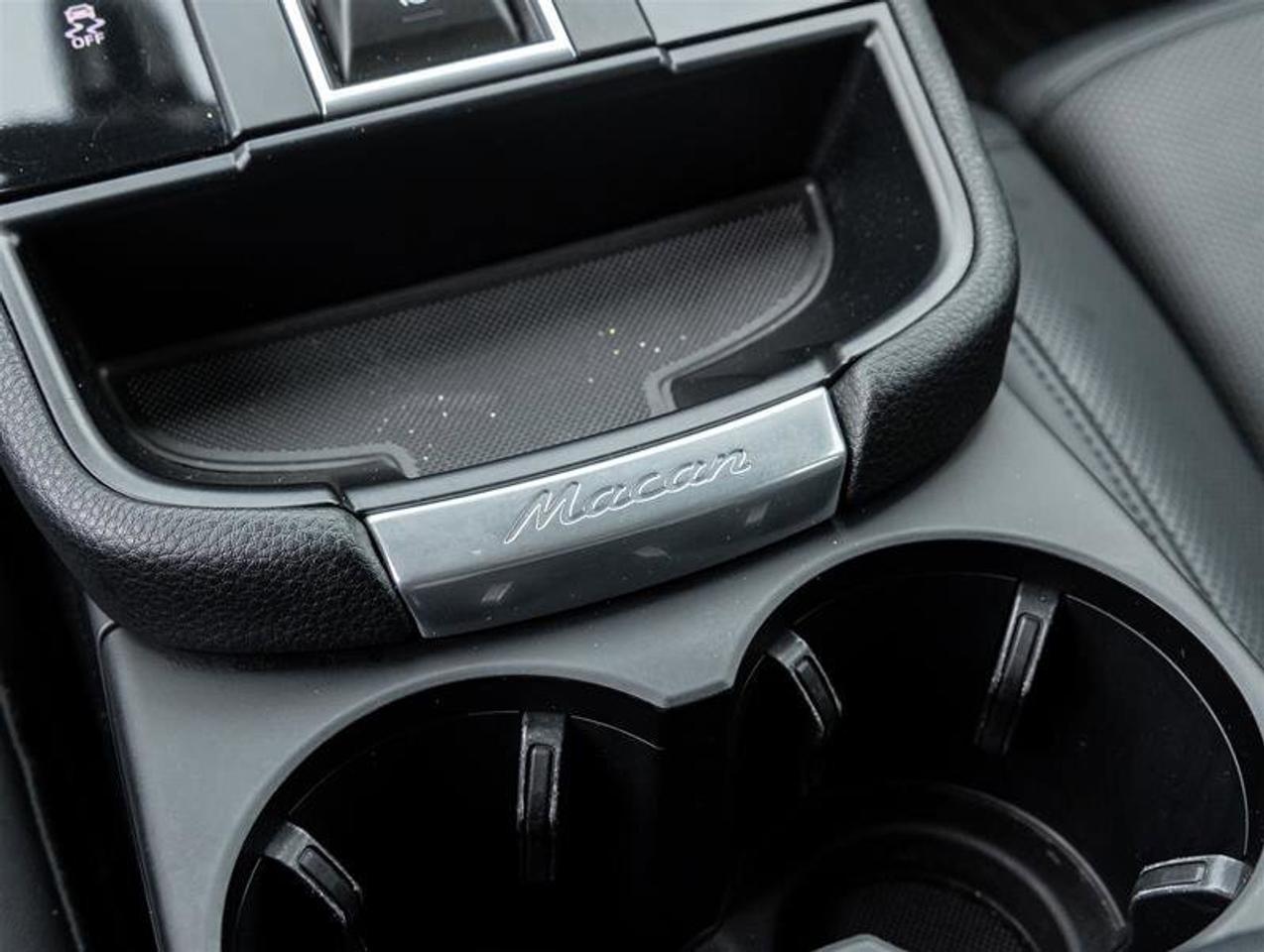 2023 Porsche Macan AWD Premium Pkg Plus 20 Macan S Wheels in Vesuvius Photo