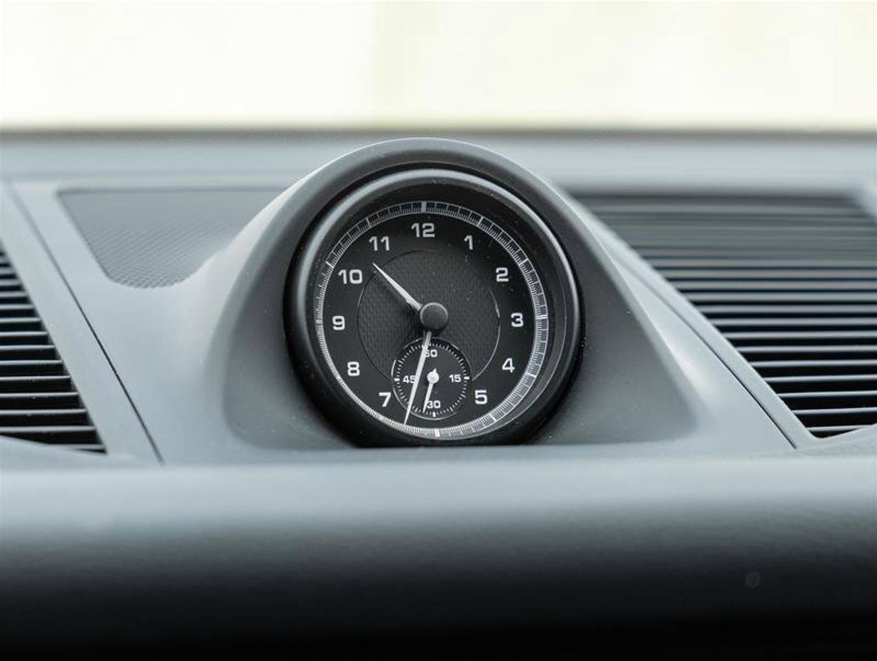 2023 Porsche Macan AWD Premium Pkg Plus 20 Macan S Wheels in Vesuvius Photo