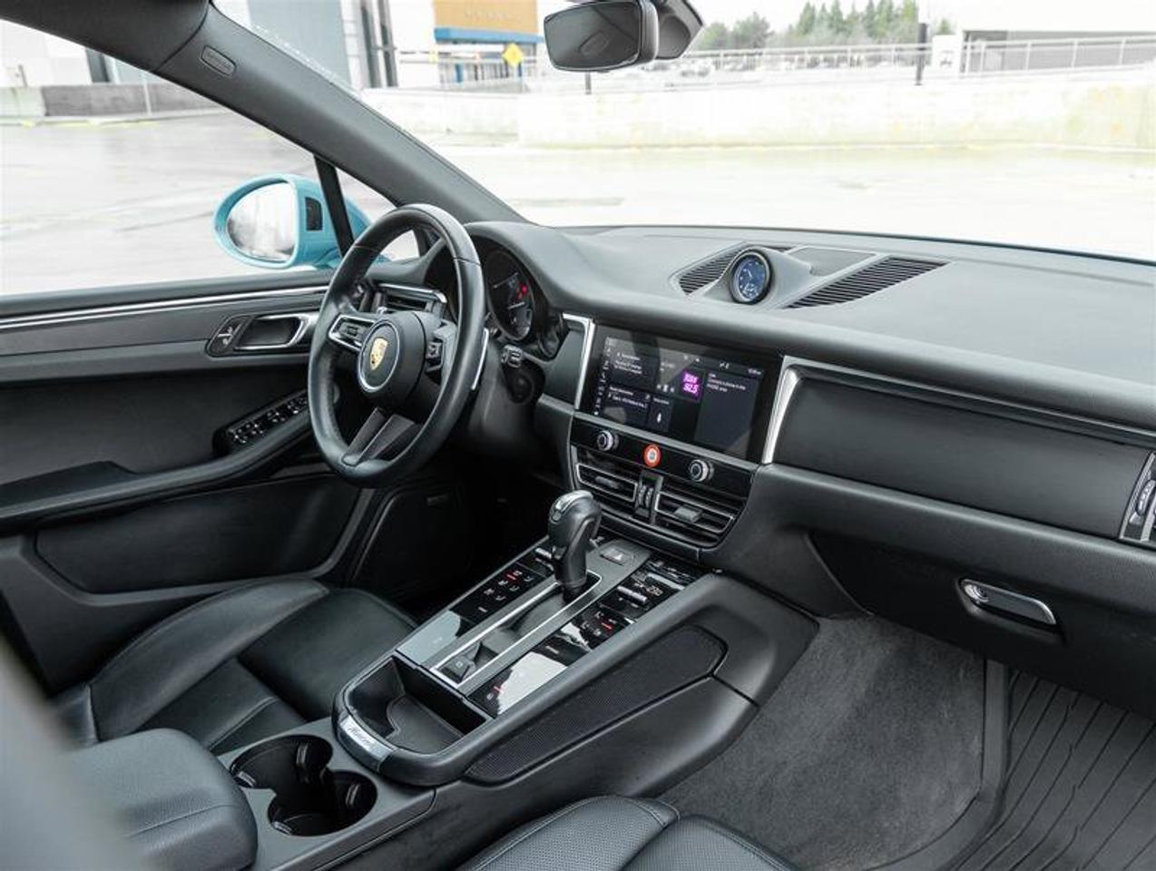 2023 Porsche Macan AWD Premium Pkg Plus 20 Macan S Wheels in Vesuvius Photo