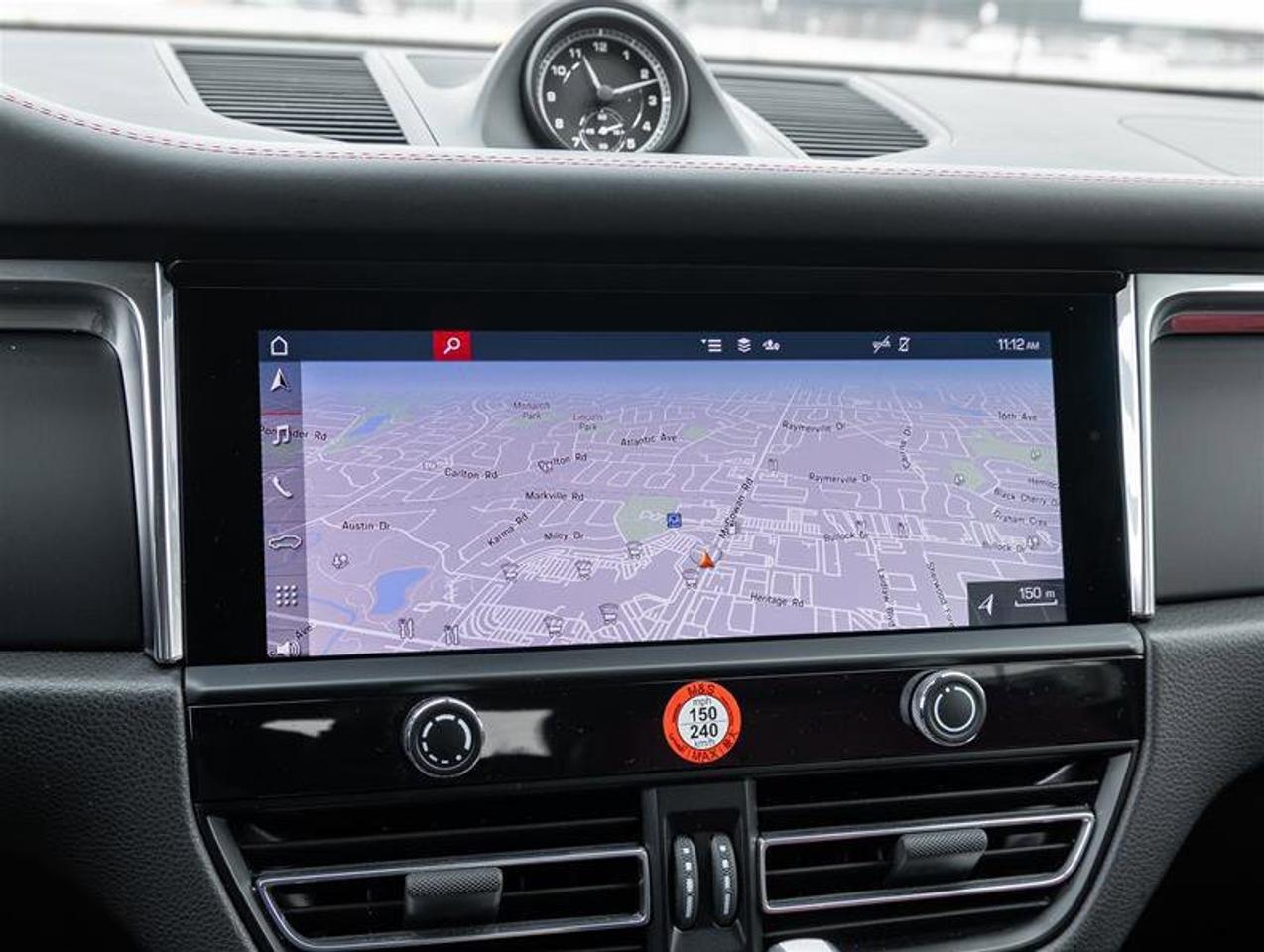 2025 Porsche Macan AWD Premium Pkg Plus Surround View BOSE Surround S Photo