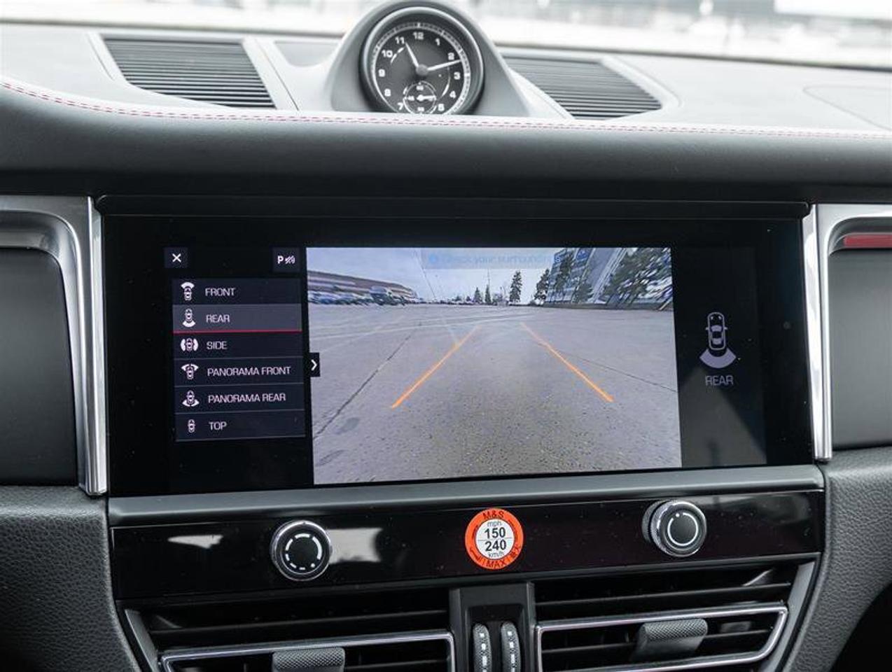 2025 Porsche Macan AWD Premium Pkg Plus Surround View BOSE Surround S Photo