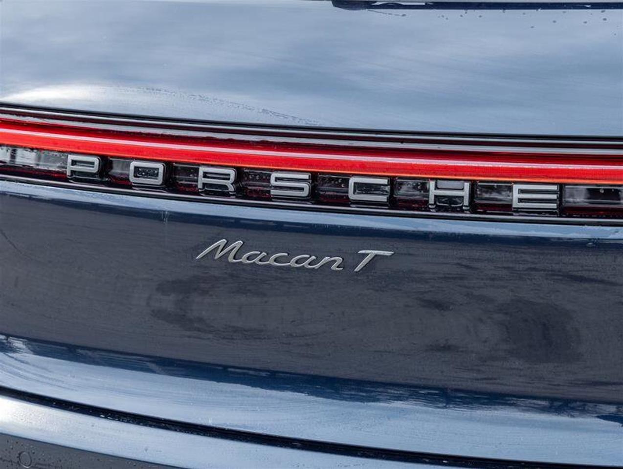 2023 Porsche Macan T AWD CPO Premium Pkg Plus 21 RS Spyder Design Whe Photo