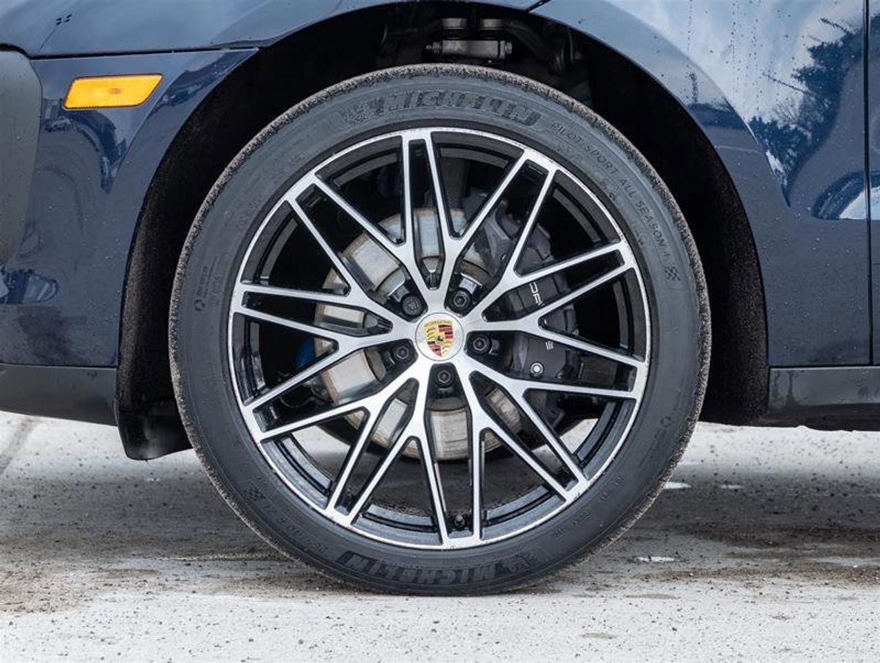 2023 Porsche Macan T AWD CPO Premium Pkg Plus 21 RS Spyder Design Whe Photo
