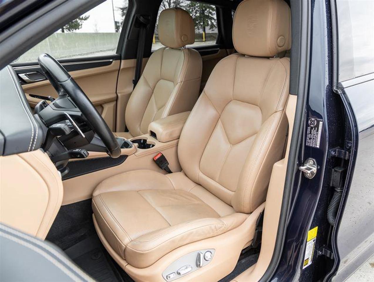 2023 Porsche Macan T AWD CPO Premium Pkg Plus 21 RS Spyder Design Whe Photo