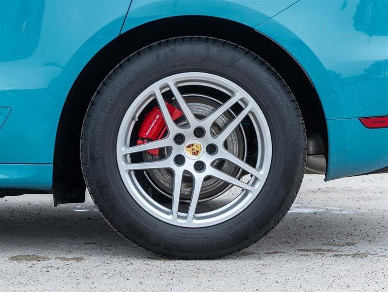 2021 Porsche Macan GTS AWD Existing Warranty Until Oct 2029 Premium P Photo