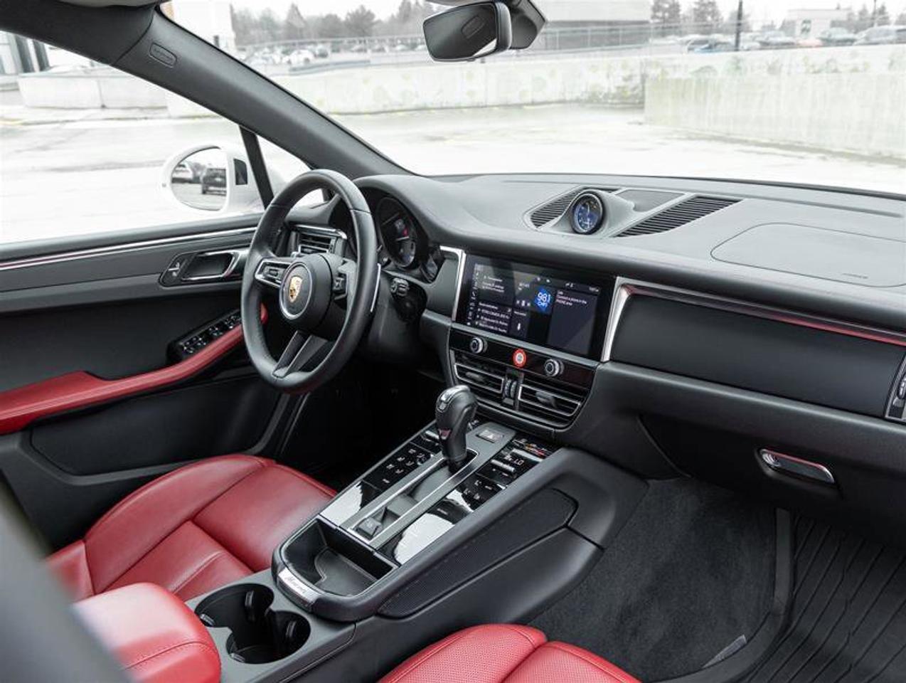 2025 Porsche Macan AWD Premium Pkg Plus Surround View  BOSE® Surround Photo