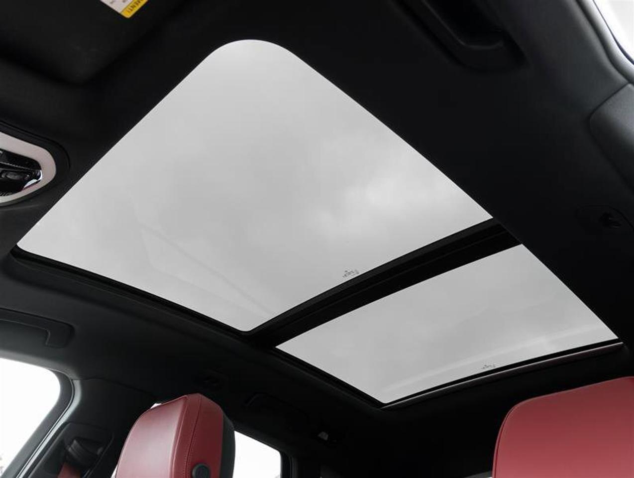 2025 Porsche Macan AWD Premium Pkg Plus Surround View  BOSE® Surround Photo