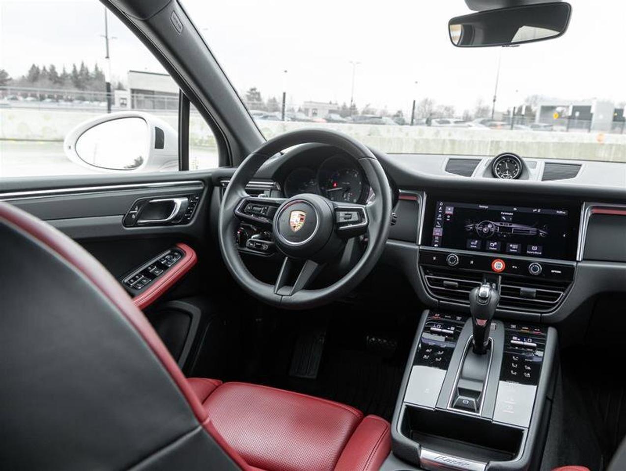 2025 Porsche Macan AWD Premium Pkg Plus Surround View  BOSE® Surround Photo