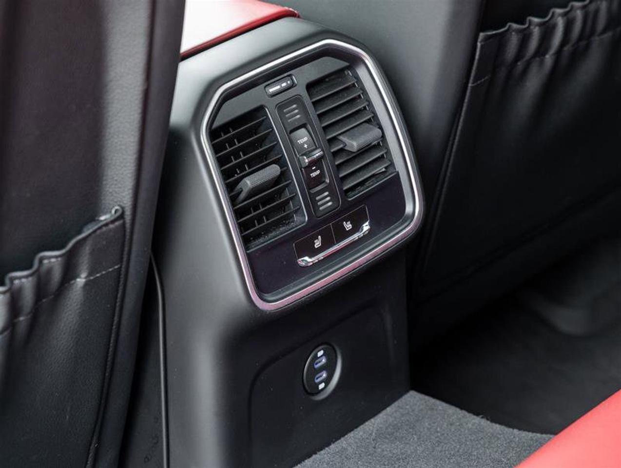 2025 Porsche Macan AWD Premium Pkg Plus Surround View  BOSE® Surround Photo