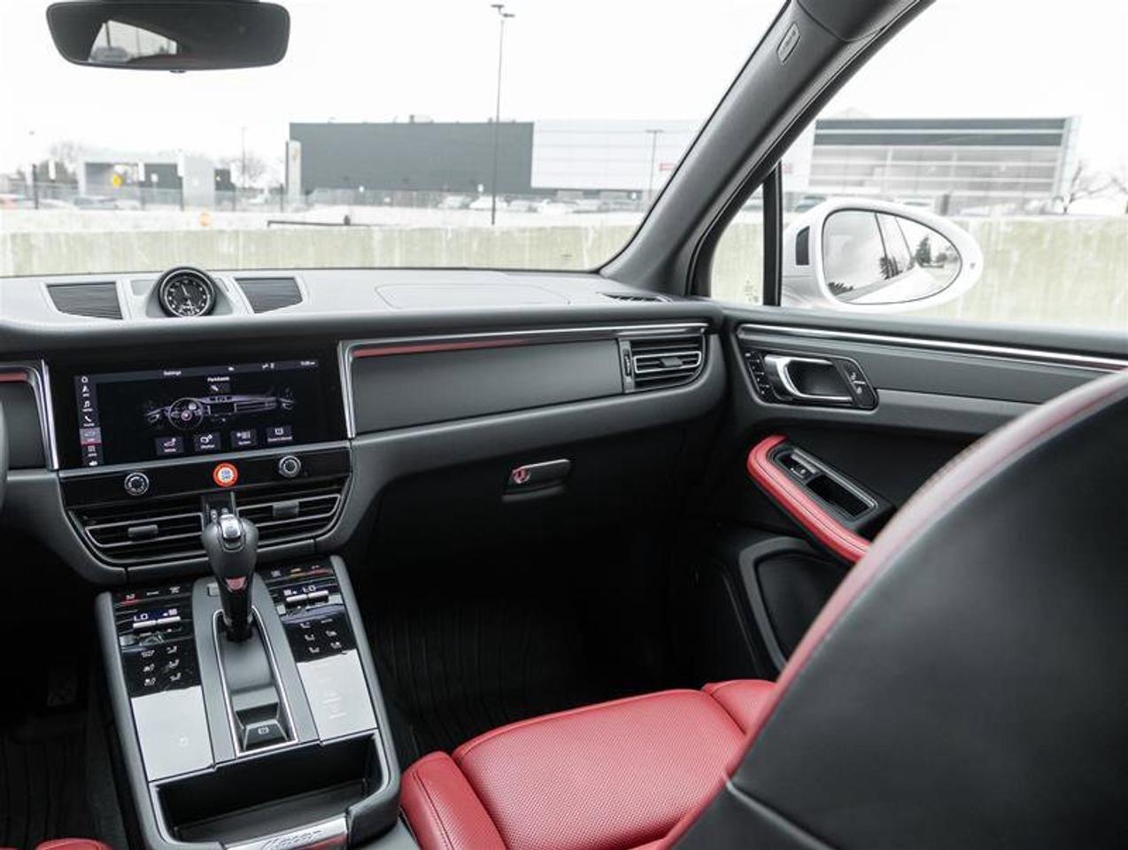 2025 Porsche Macan AWD Premium Pkg Plus Surround View  BOSE® Surround Photo