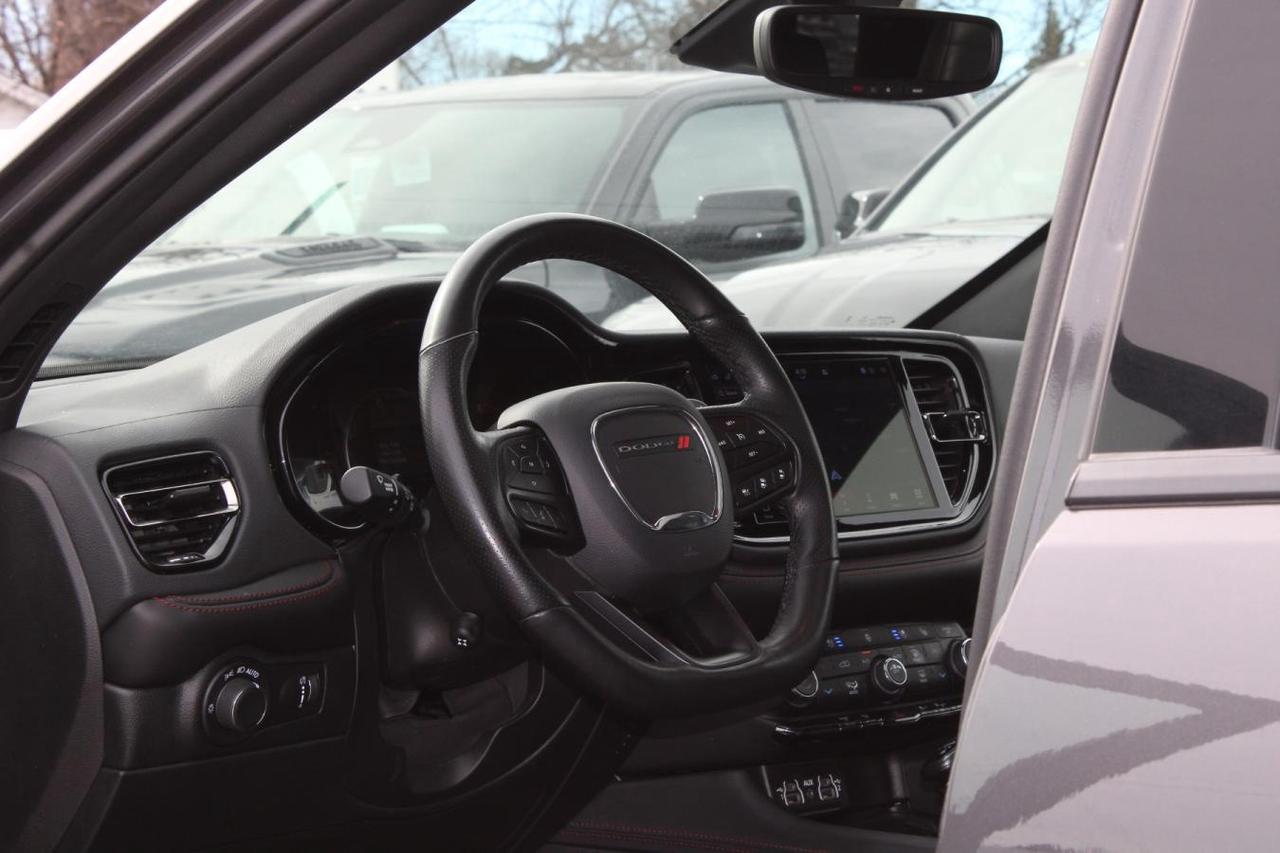 2025 Dodge Durango R/T  Gps SiriusXM BkpCam HtdSeats Sunroof Photo