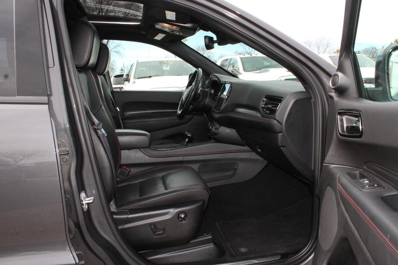 2025 Dodge Durango R/T  Gps SiriusXM BkpCam HtdSeats Sunroof Photo