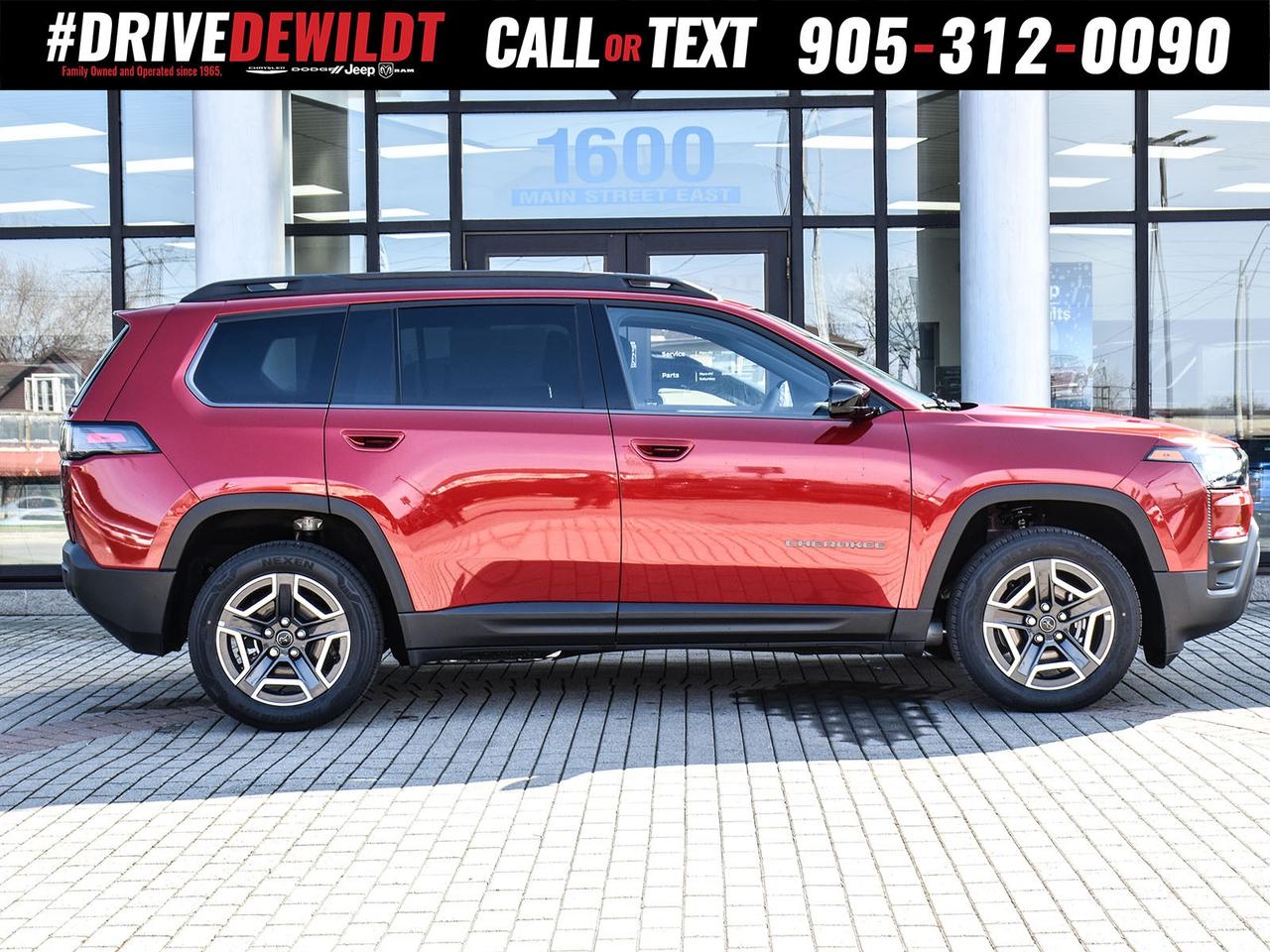 2026 Jeep Cherokee LAREDO   DEMO   NEW CAR RATES Photo4