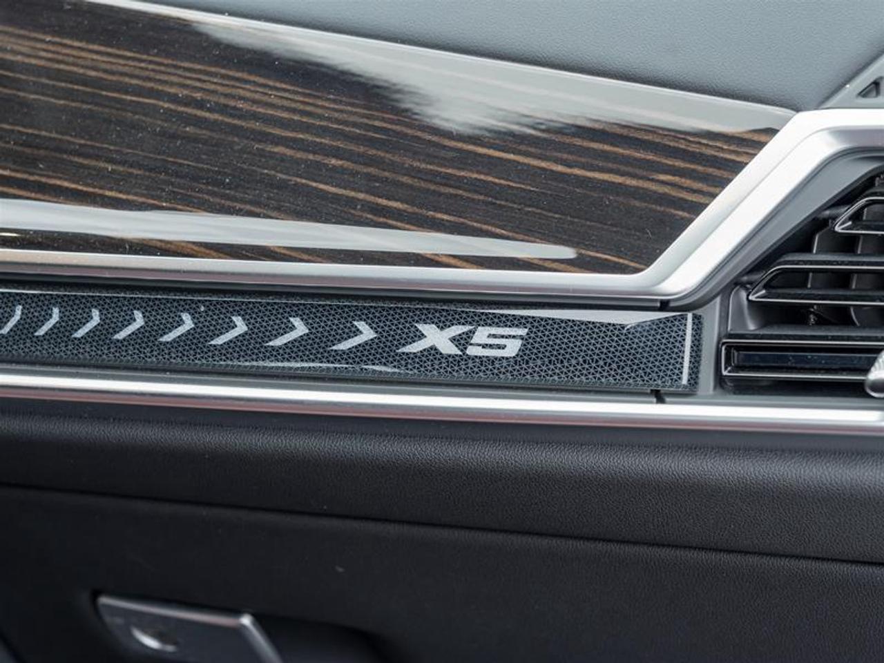 2024 BMW X5 xDrive40i 4dr All-Wheel Drive Sports Activity Vehicle Photo