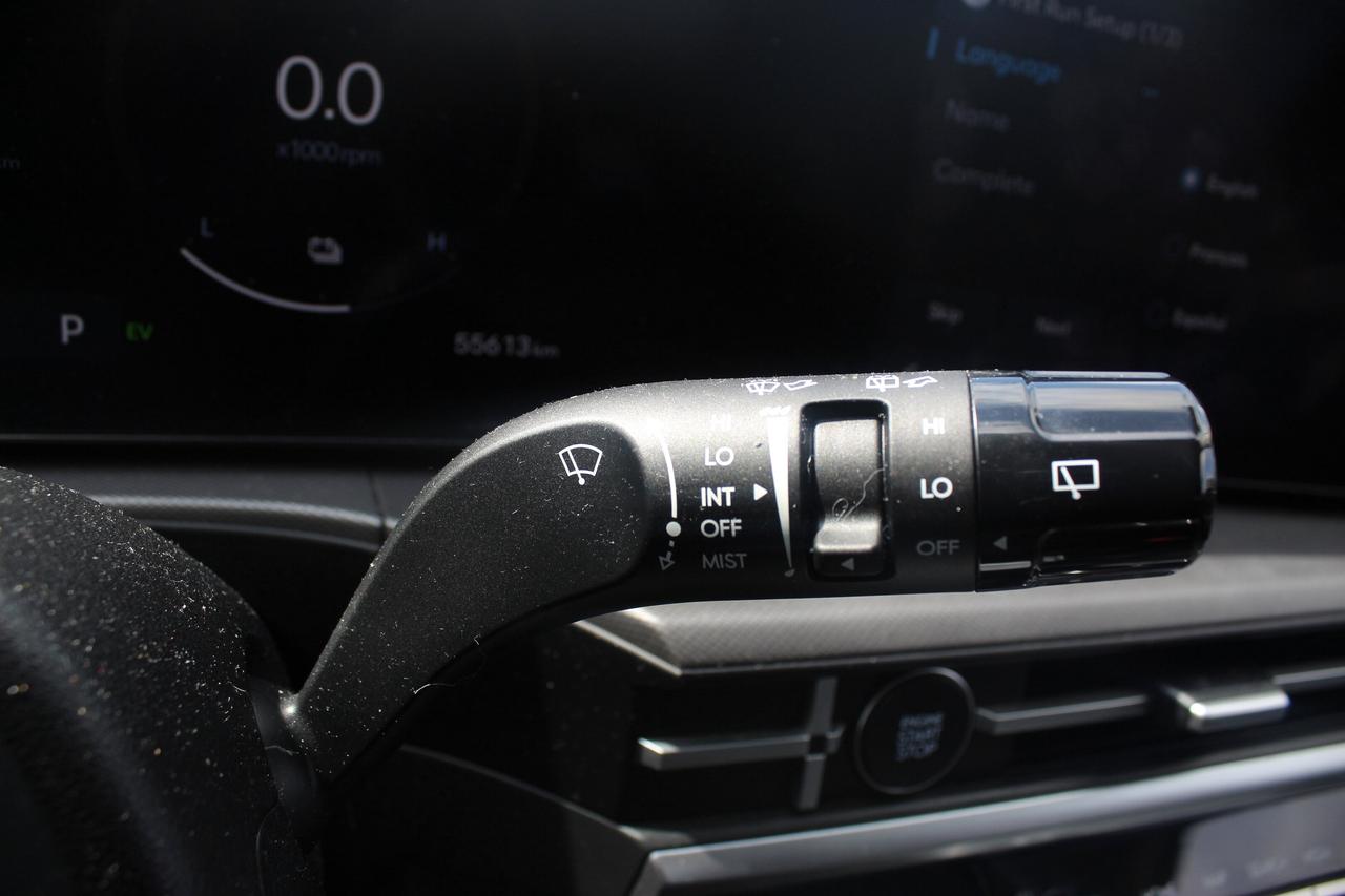 2024 Hyundai Santa Fe Hybrid PREFERRED Photo
