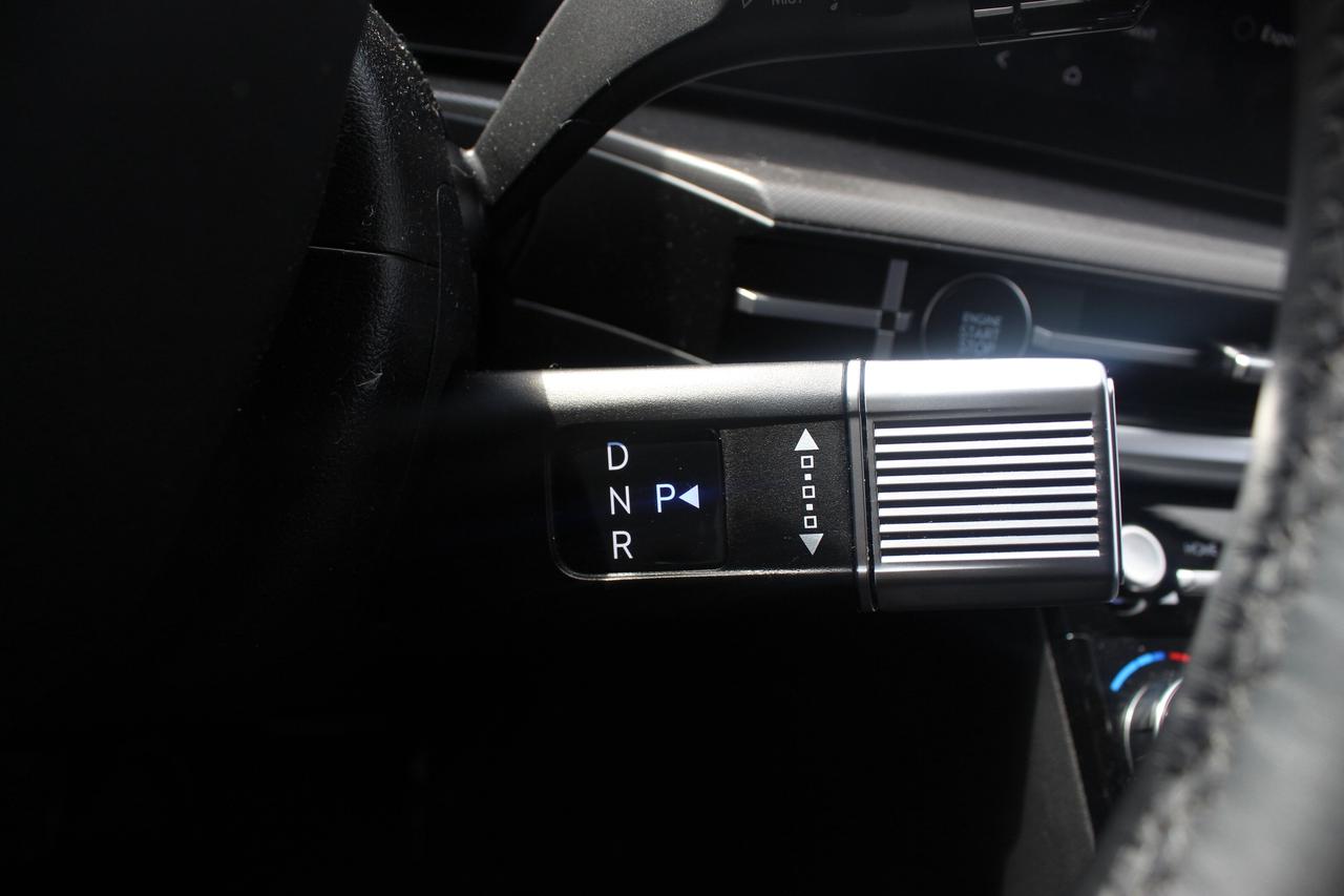 2024 Hyundai Santa Fe Hybrid PREFERRED Photo