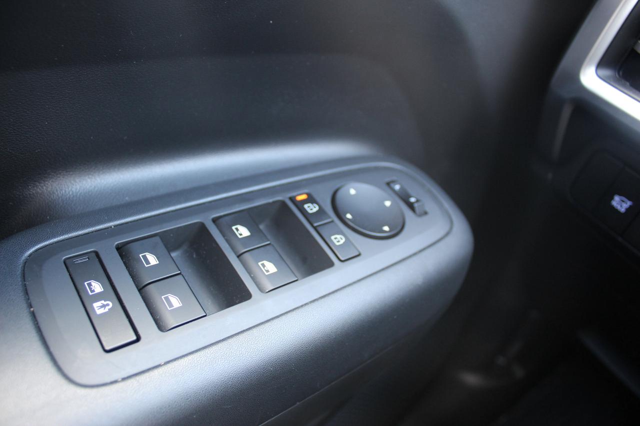 2024 Hyundai Santa Fe Hybrid PREFERRED Photo
