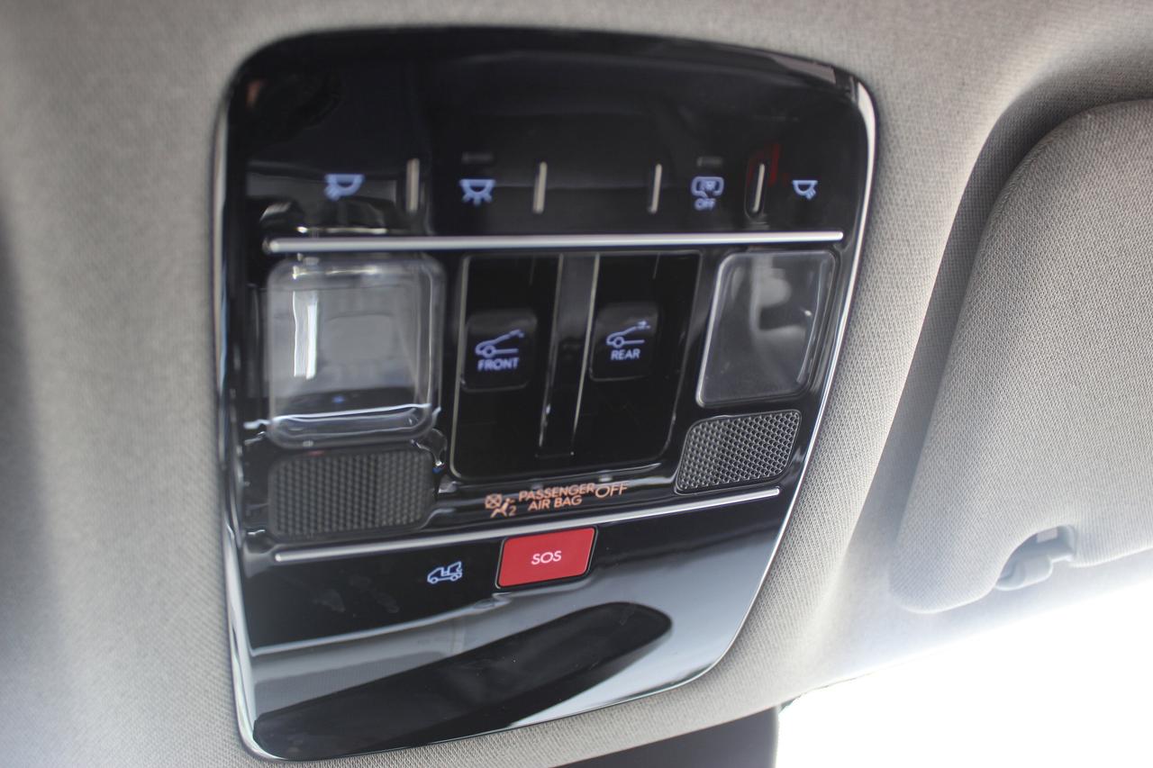 2024 Hyundai Santa Fe Hybrid PREFERRED Photo