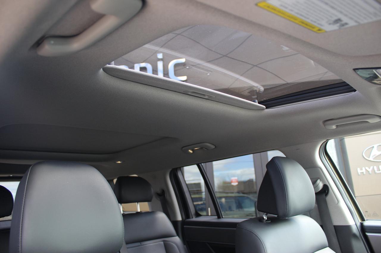 2024 Hyundai Santa Fe Hybrid PREFERRED Photo