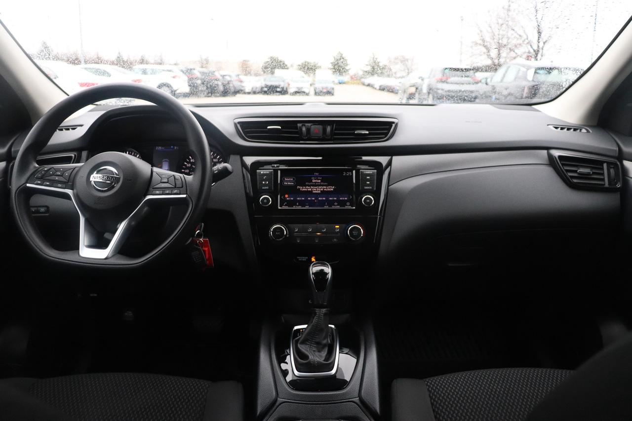 2023 Nissan Qashqai S AWD NO ACCIDENTS LOW KMS CARPLAY B-UP CAM B-SPOT Photo