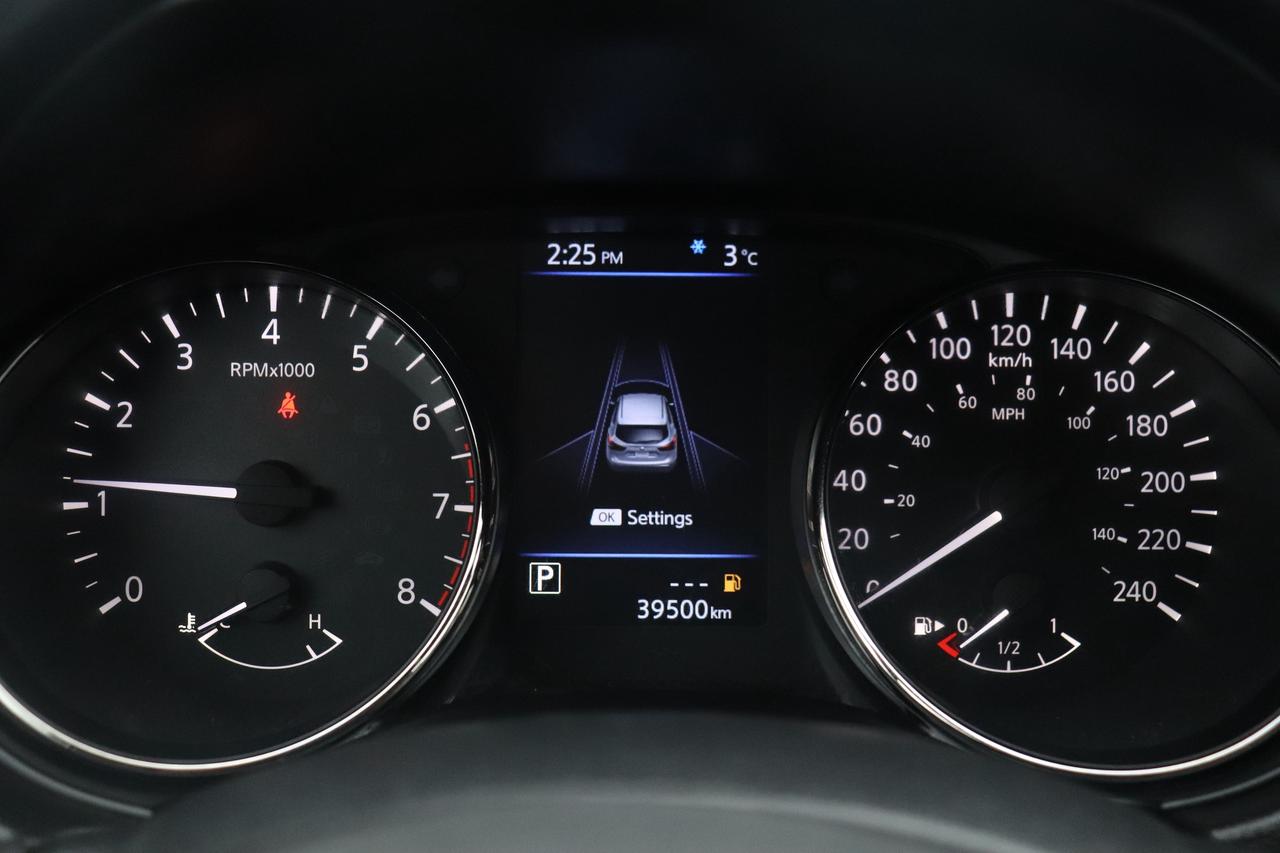 2023 Nissan Qashqai S AWD NO ACCIDENTS LOW KMS CARPLAY B-UP CAM B-SPOT Photo