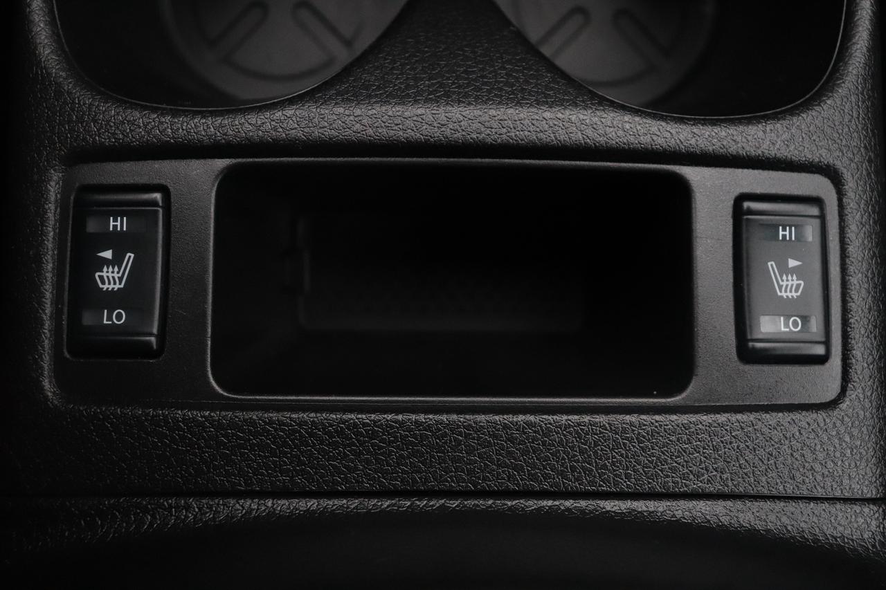 2023 Nissan Qashqai S AWD NO ACCIDENTS LOW KMS CARPLAY B-UP CAM B-SPOT Photo