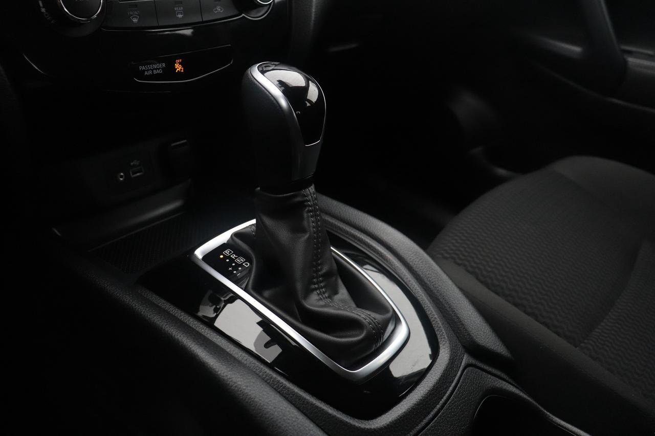 2023 Nissan Qashqai S AWD NO ACCIDENTS LOW KMS CARPLAY B-UP CAM B-SPOT Photo