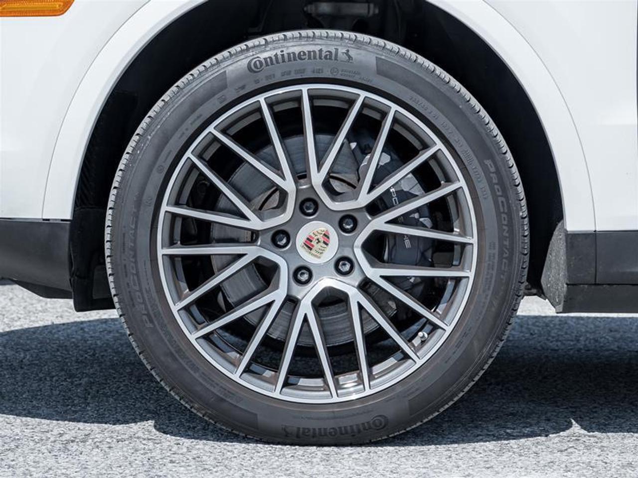 2022 Porsche Cayenne Base 4dr All-wheel Drive Photo4