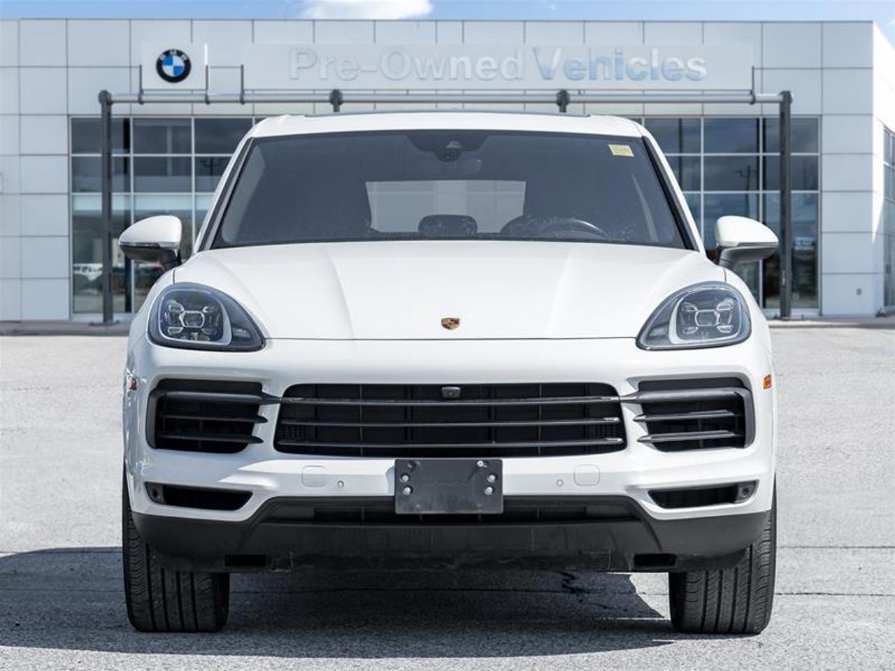 2022 Porsche Cayenne Base 4dr All-wheel Drive Photo2