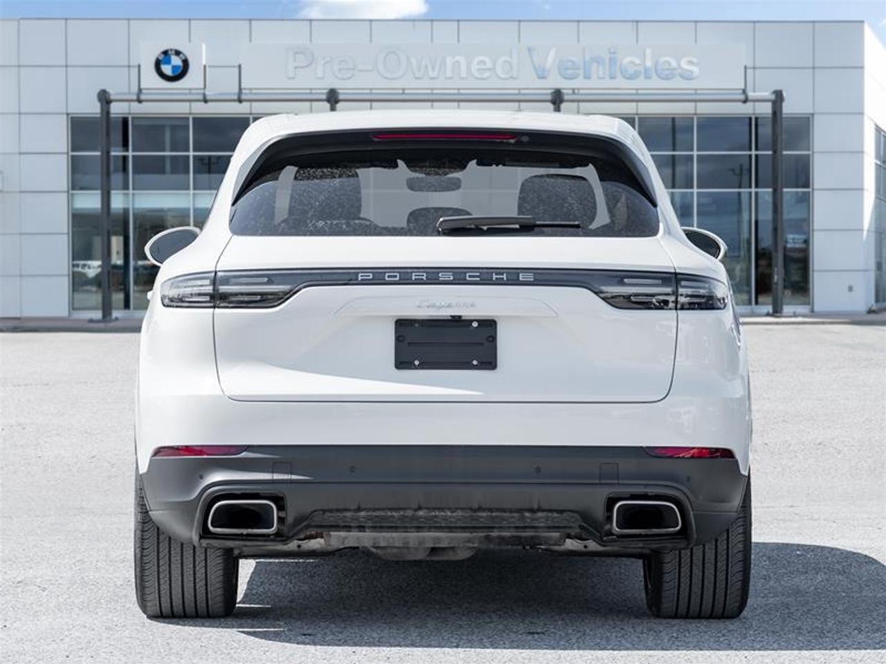 2022 Porsche Cayenne Base 4dr All-wheel Drive Photo