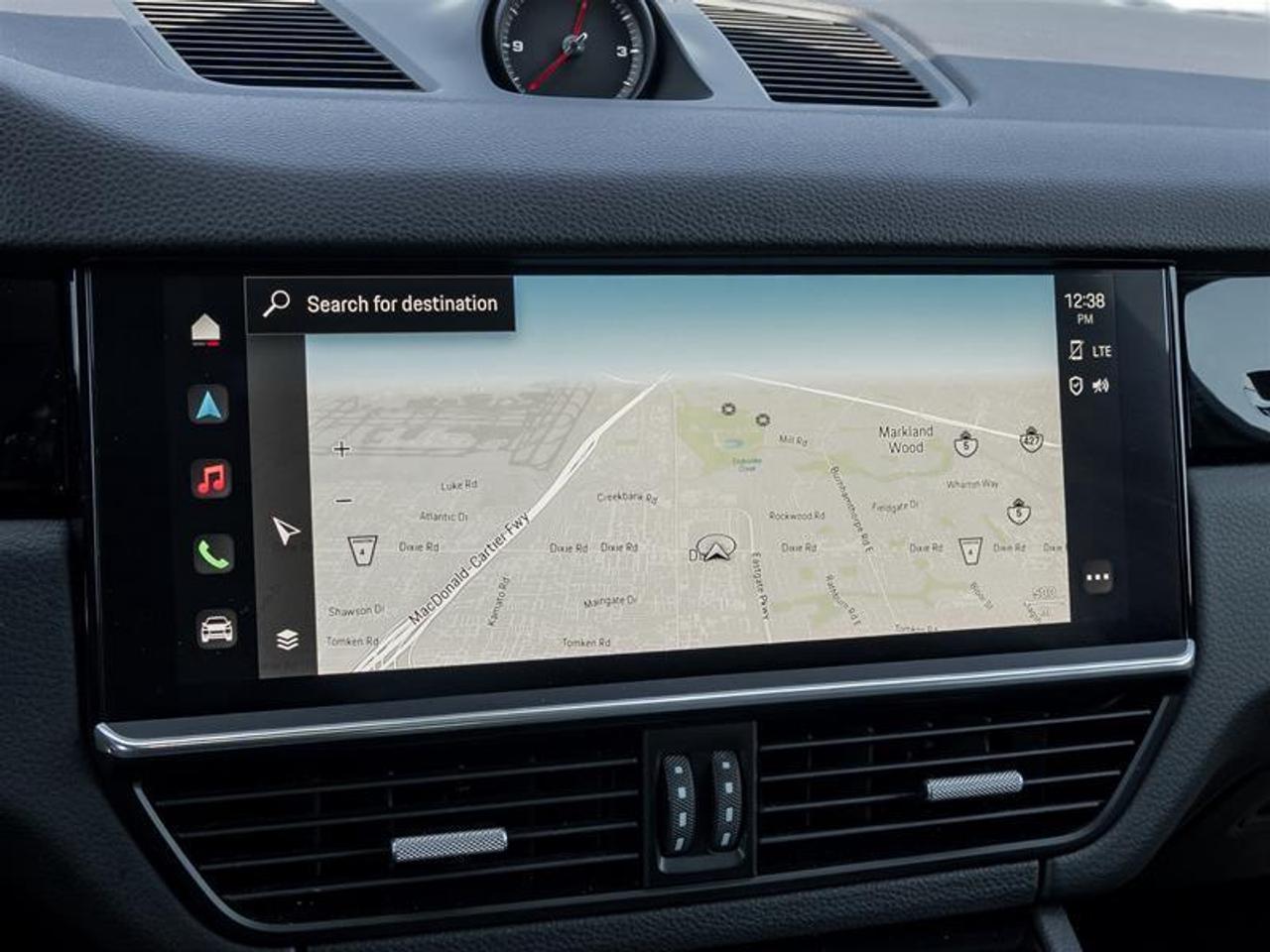 2022 Porsche Cayenne Base 4dr All-wheel Drive Photo
