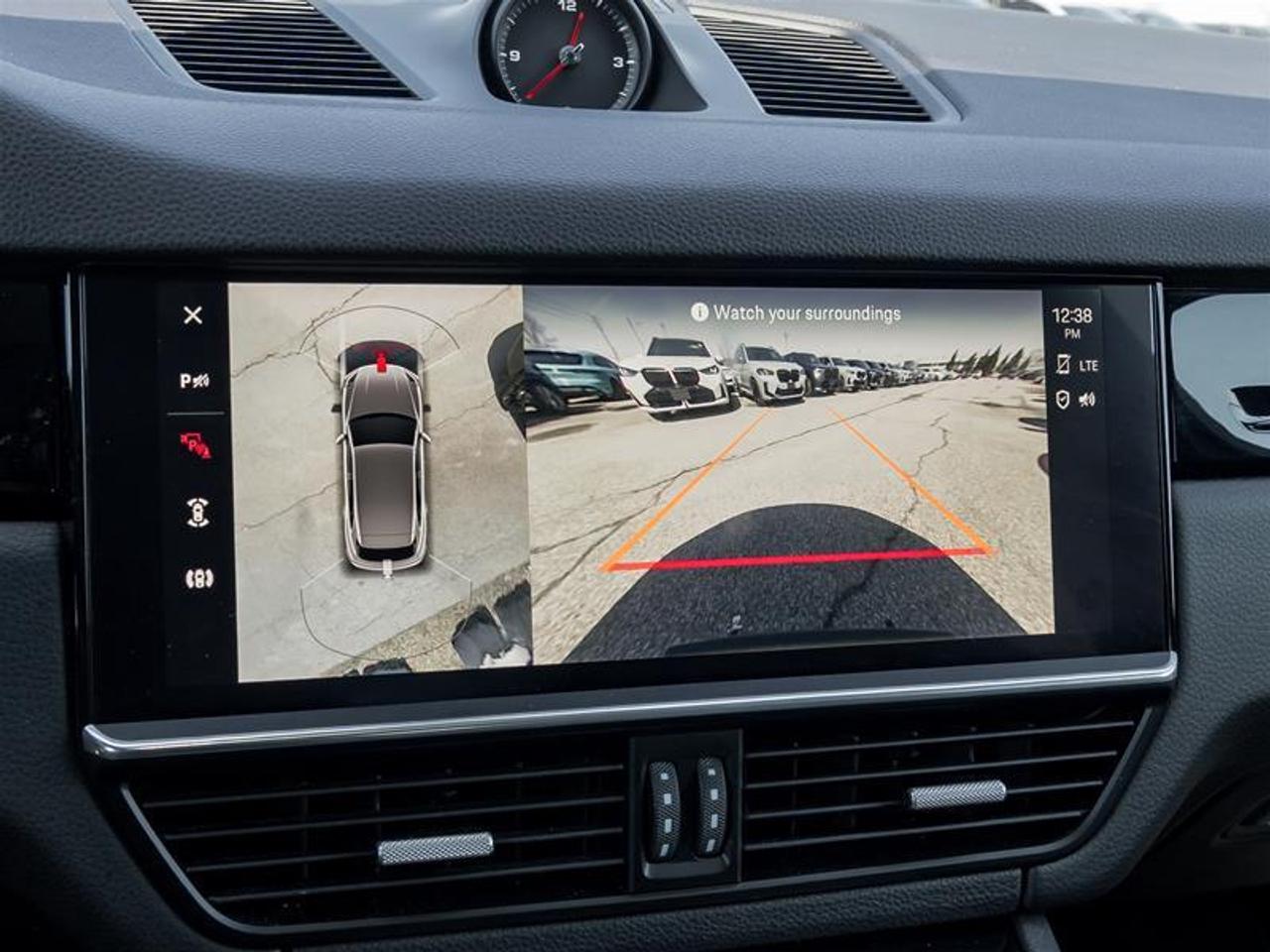 2022 Porsche Cayenne Base 4dr All-wheel Drive Photo