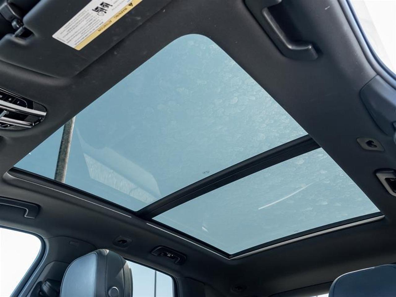 2022 Porsche Cayenne Base 4dr All-wheel Drive Photo