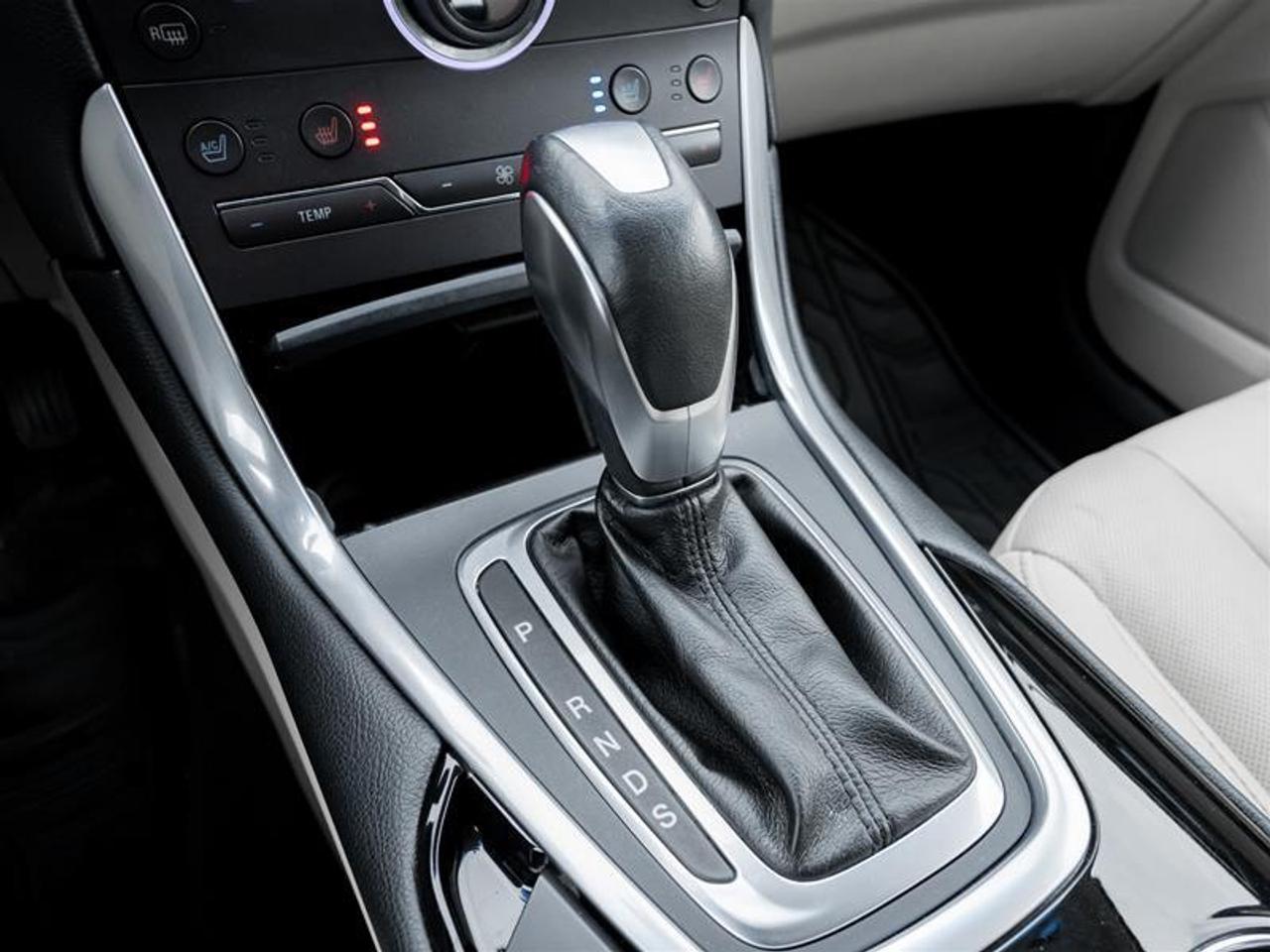 2016 Ford Edge TITANIUM 4DR ALL-WHEEL DRIVE Photo