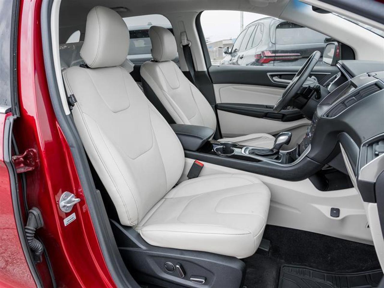 2016 Ford Edge TITANIUM 4DR ALL-WHEEL DRIVE Photo