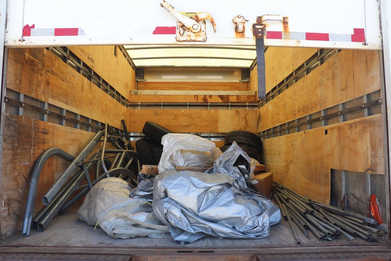 2015 Isuzu NPR GAS REG 132.5  WB 12000 GVWR IBT PWL Photo