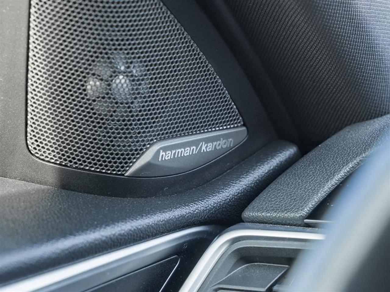 2022 BMW M4 Base 2dr Rear-Wheel Drive Coupe Photo