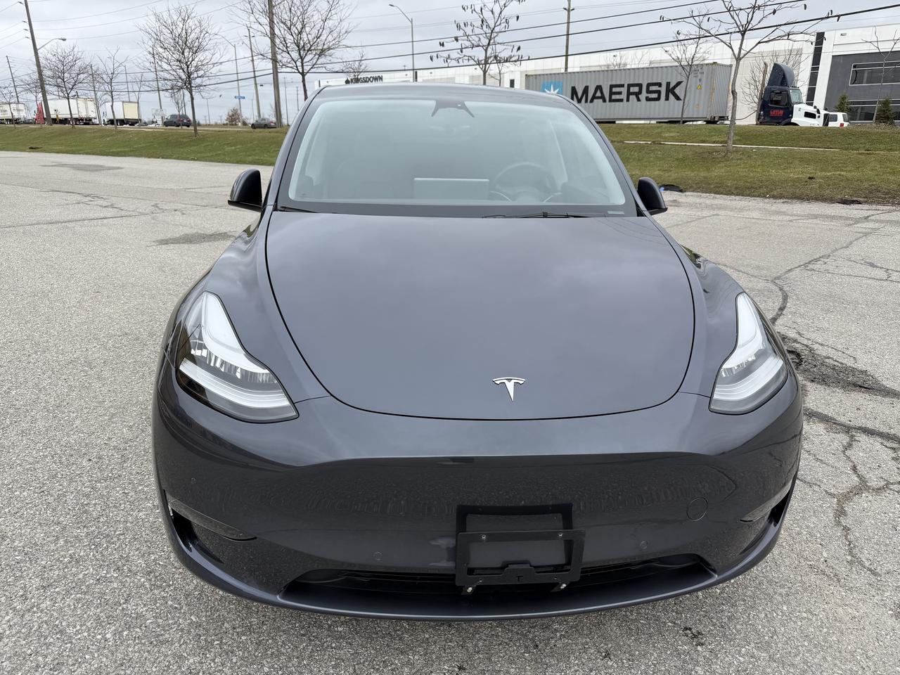 2022 Tesla Model Y Long Range AWD 1 Owner Ambient Lighting Certified Photo