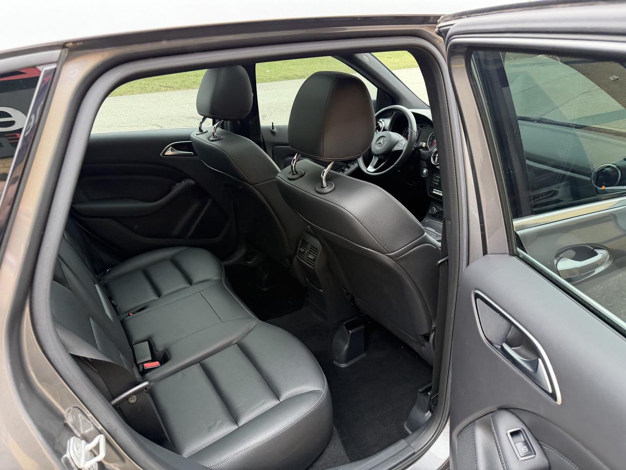 2016 Mercedes-Benz B-Class Navigation Leather Panoramic Roof Certified Photo